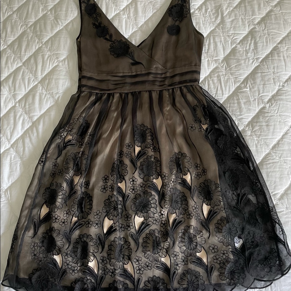 Yoana Baraschi black and cream silk cocktail dress size 6